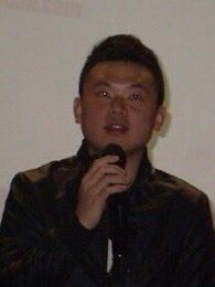 向飞个人资料,才华横溢的青年才俊，引领时代潮流的先锋人物